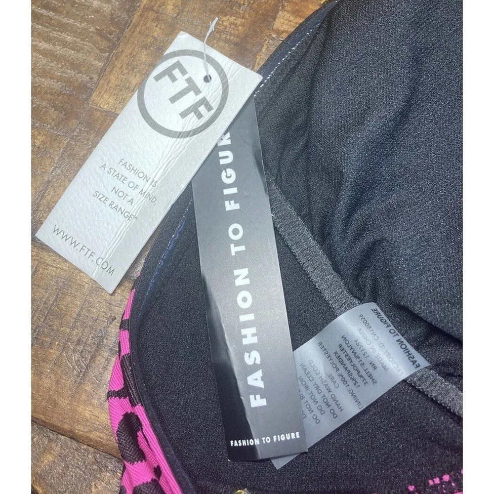 Fashion To Figure Women's Plus Size Bikini Swim TOP ONLY NWT SIZE OX/ X-LARGE - Picture 11 of 12
